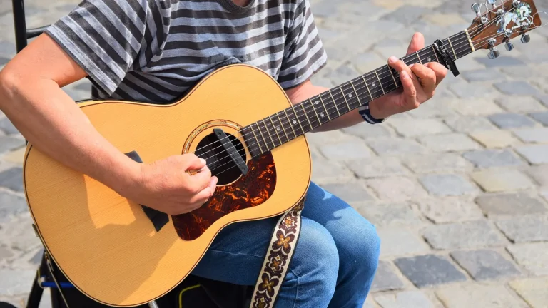 Faut-il acheter une Cole Clark ?