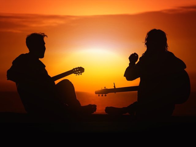 Fishman ou L.R. Baggs : quel système pour guitare acoustique