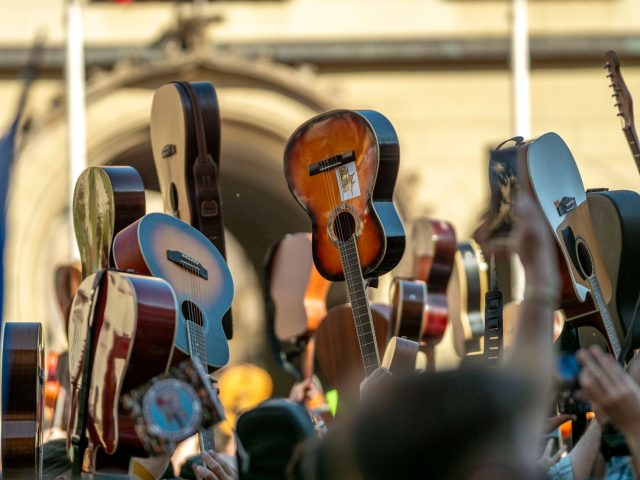 Le Guitar Summit : Un Événement Incontournable pour les Musiciens Voyageurs
